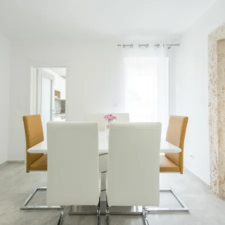 Luxury Skyscraper Apartment Dubrovnik