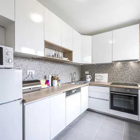 Luxury Skyscraper Apartment Dubrovnik