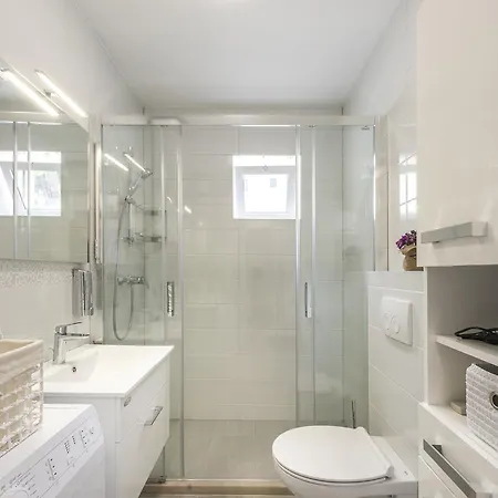 Apartment Pina Apartman