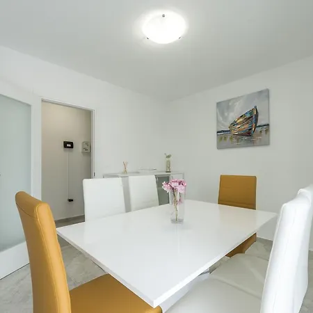 Luxury Skyscraper Apartment Dubrovnik